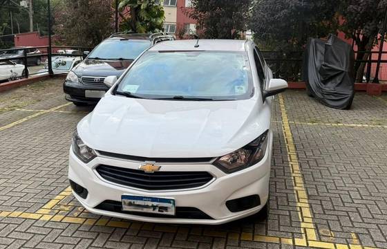 CHEVROLET ONIX 1.0 MPFI LT 8V FLEX 4P MANUAL